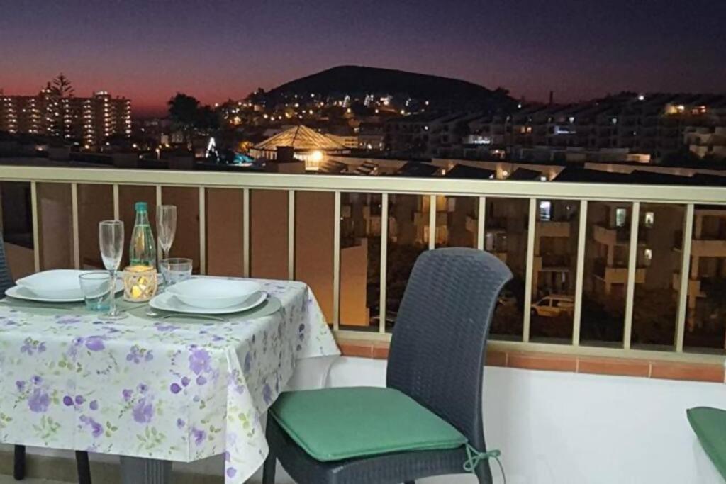 Ferienwohnung Joy & Friends 1 Los Cristianos  Exterior foto